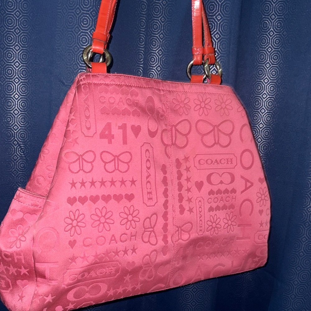 Coach Pink graffiti poppy Shoulder Bag 2010 GUC 12”x15”